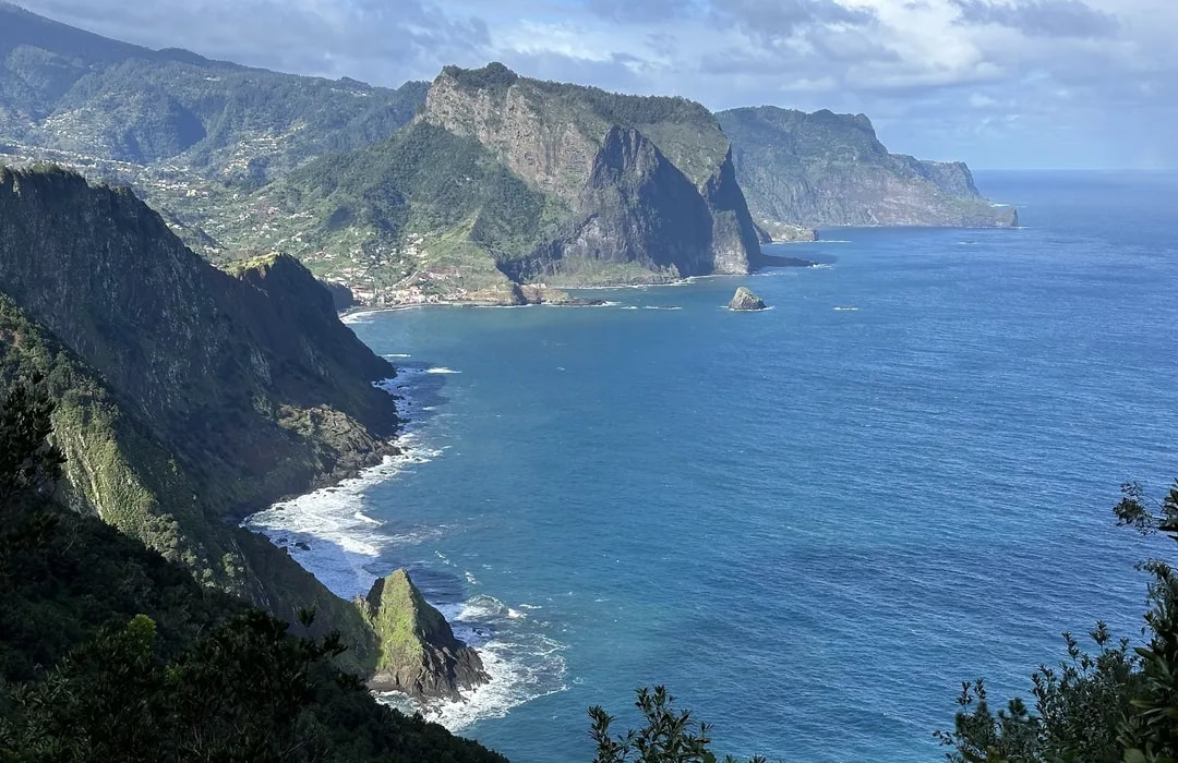 Machico Through Madeira's Trails (Machico Pelos Trilhos da Madeira) – Caminhada Ribeiro Frio a Portela